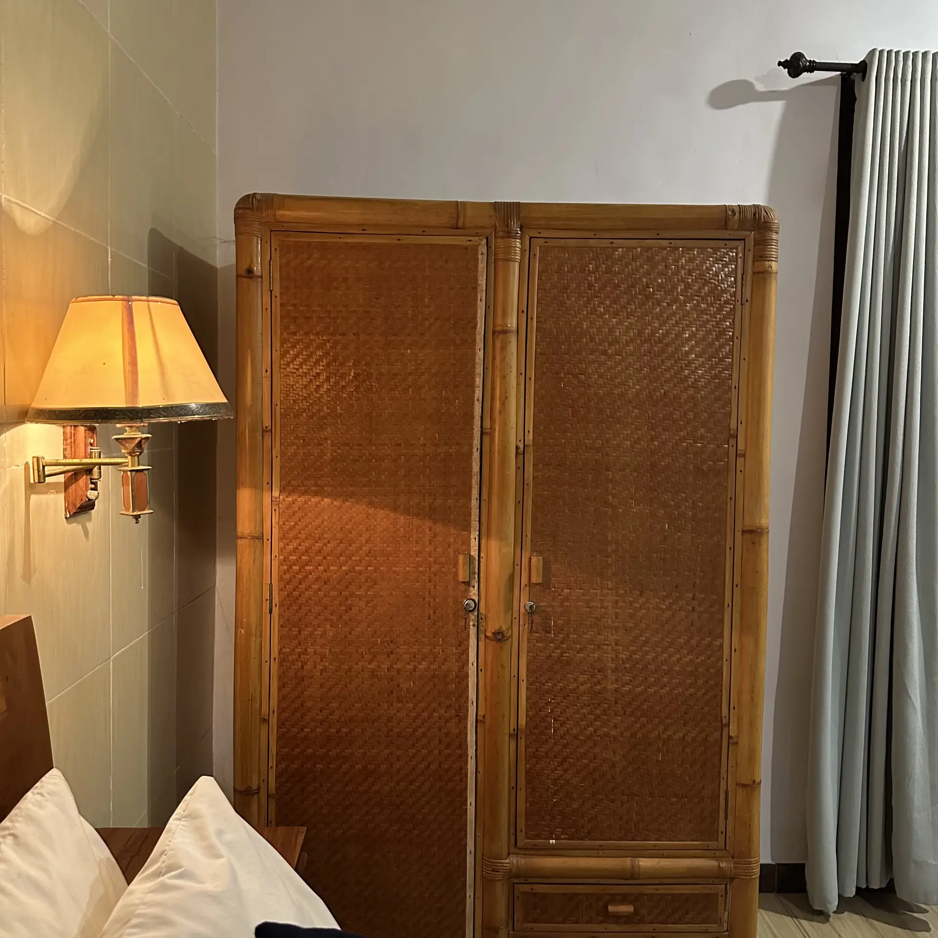 Courtyard Bath Studio — view 18