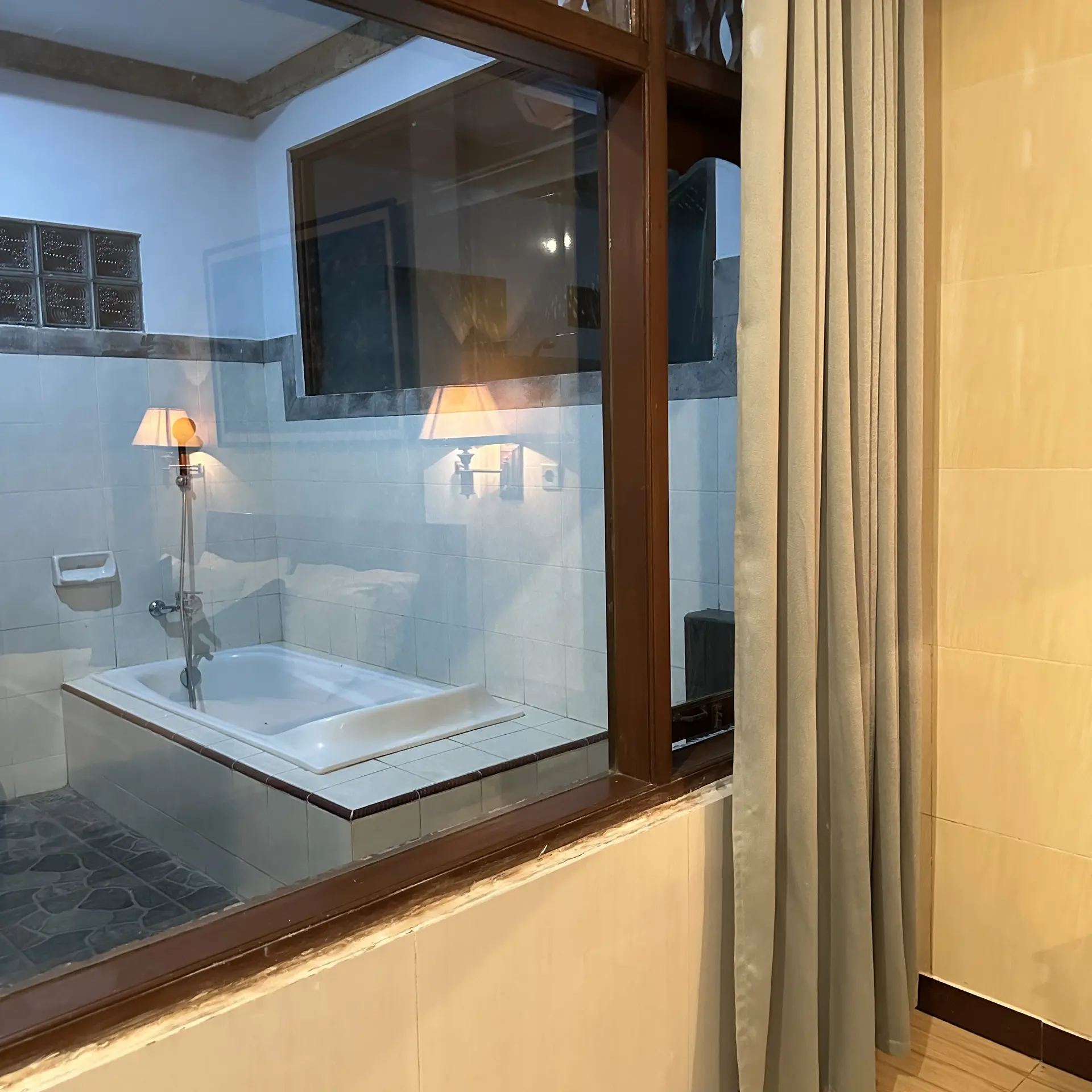 Courtyard Bath Studio — view 7