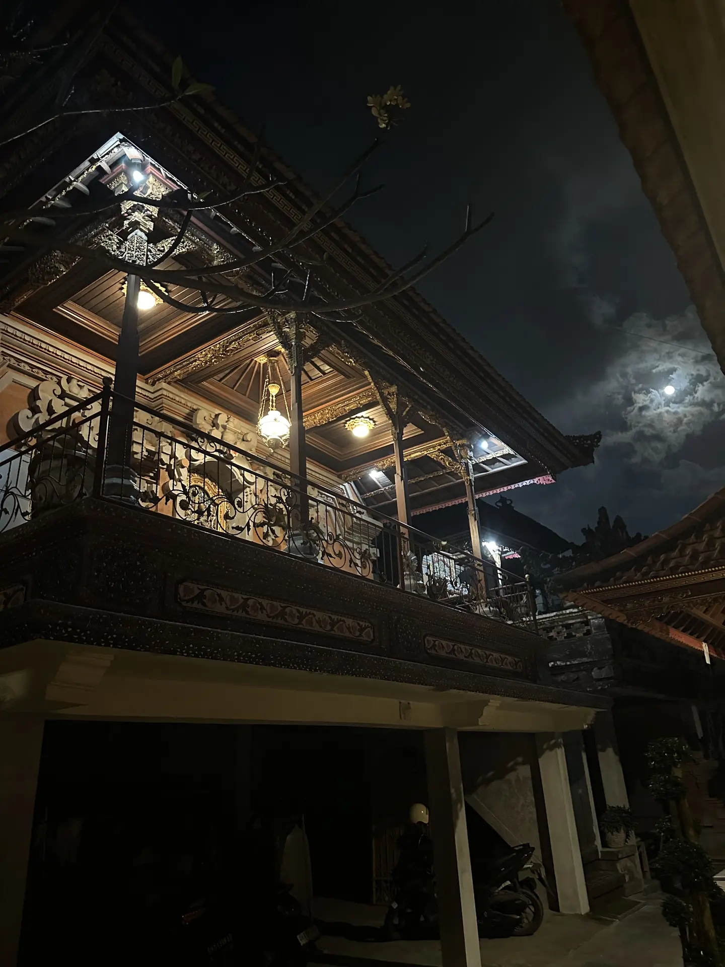 Balinese Gedong Studio — view 16